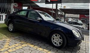 Mercedes Benz E320 2004