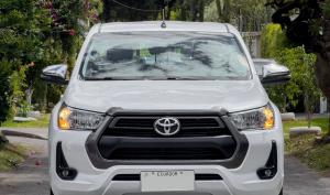 Toyota Hilux 2023