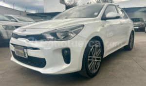 foto de Autos marca Kia seminuevo modelo Rio LX AC año 2018 en Cuenca
