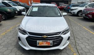foto de Autos marca Chevrolet seminuevo modelo ONIX PREMIER año 2021 en Guayaquil