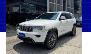 foto de Autos marca Jeep seminuevo modelo Cherokee Limited año 2018