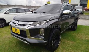 foto de Autos marca Mitsubishi seminuevo modelo L200 GLX año 2020