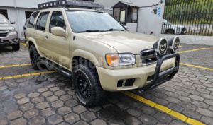 foto de Autos marca Nissan seminuevo modelo Pathfinder año 2002 en Quito