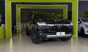 foto de Autos marca Toyota seminuevo modelo Land Cruiser 300 año 2022