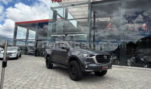 foto de Autos marca Mazda seminuevo modelo BT-50 4x4 Diesel año 2023 en Ibarra