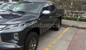 foto de Mitsubishi L200 2021