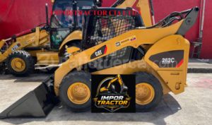 foto de Caterpillar 262C 2012