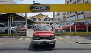 foto de Autos marca Chevrolet seminuevo modelo Trooper 5P año 1999 en Quito