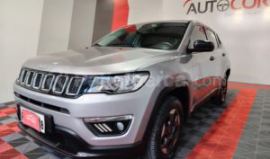 foto de Autos marca Jeep seminuevo modelo New Compass Sport año 2018 en Quito