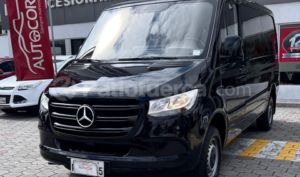 foto de Autos marca Mercedes Benz seminuevo modelo Sprinter 315 año 2020 en Quito