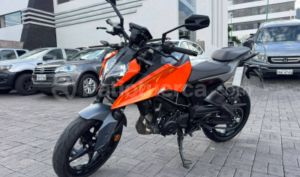 foto de KTM 250 DUKE 2024