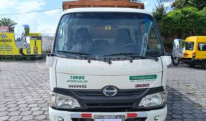 foto de Pesados marca Hino seminuevo modelo 512 año 2019 en Quito