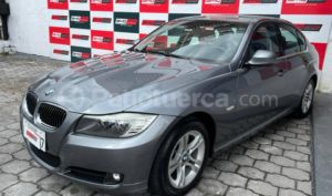 foto de BMW 325i 2010