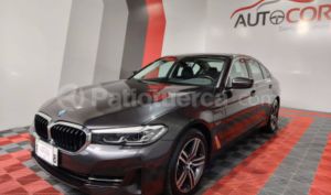 foto de BMW 530i 2023