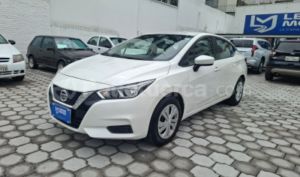 foto de Autos marca Nissan seminuevo modelo Versa año 2020 en Quito