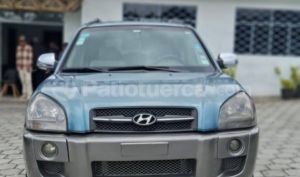 foto de Autos marca Hyundai seminuevo modelo Tucson año 2005 en Quito