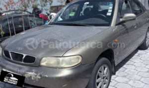 foto de Daewoo Nubira 1998