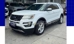 foto de Autos marca Ford seminuevo modelo Explorer XLT año 2016