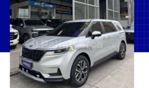 foto de Kia Carnival 2022