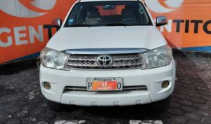 foto de Autos marca Toyota seminuevo modelo Fortuner 2.7 año 2011 en Quito