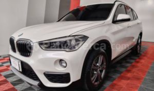 foto de Autos marca BMW seminuevo modelo X1 xDrive28i año 2019 en Quito