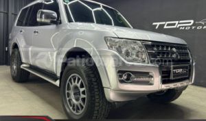 foto de Autos marca Mitsubishi seminuevo modelo Montero GLS año 2015 en Quito