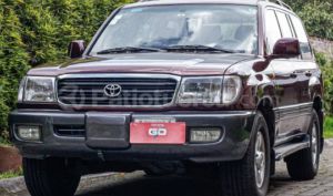 foto de Autos marca Toyota seminuevo modelo Land Cruiser 100 año 2002 en Quito