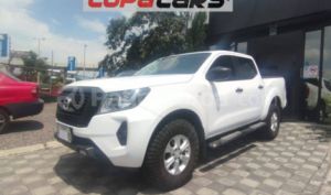 foto de Nissan Frontier SE 2022