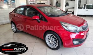 foto de Kia RIO EX 2014