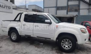 foto de Autos marca Mazda seminuevo modelo BT-50 CD 4x4 año 2009 en Quito