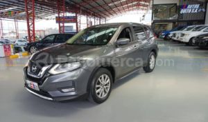 foto de Autos marca Nissan seminuevo modelo X-Trail Sense año 2019 en Quito