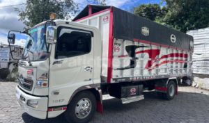 foto de Pesados marca Hino seminuevo modelo FC año 2010 en Quito