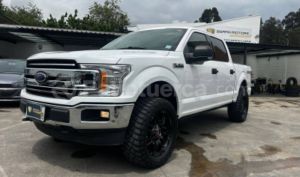 foto de Autos marca Ford seminuevo modelo F150 XLT SC año 2019 en Cuenca