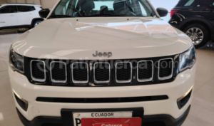 foto de Autos marca Jeep seminuevo modelo Compass Sport año 2018 en Quito
