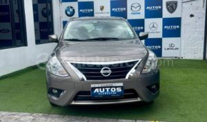 foto de Autos marca Nissan seminuevo modelo Versa año 2019