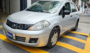 foto de Autos marca Nissan seminuevo modelo Tiida año 2015