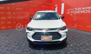 foto de Chevrolet Tracker LS 2023
