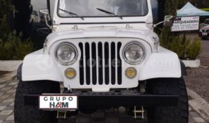 foto de Autos marca Jeep seminuevo modelo Renegado año 1981 en Quito