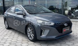 foto de Autos marca Hyundai seminuevo modelo Ioniq Hybrid año 2017