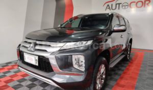 foto de Mitsubishi Montero Sport 2021