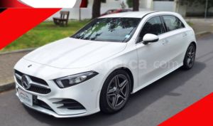 foto de Autos marca Mercedes Benz seminuevo modelo A180 AMG Line año 2019 en Quito