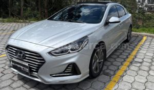 foto de Autos marca Hyundai seminuevo modelo Sonata Hybrid año 2018