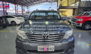 foto de Toyota Fortuner 2014