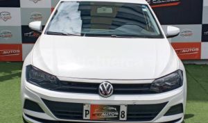 foto de Autos marca Volkswagen seminuevo modelo Polo Trendline año 2023 en Quito