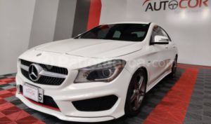 foto de Mercedes Benz CLA 250 2014