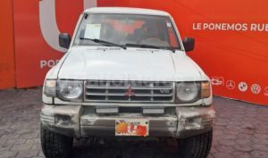 foto de Autos marca Mitsubishi seminuevo modelo Montero 5P año 1992