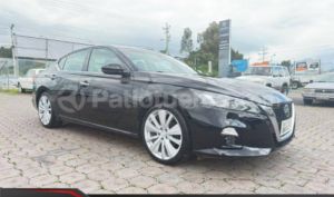 foto de Autos marca Nissan seminuevo modelo Altima año 2021