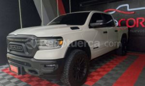 foto de Autos marca Ram seminuevo modelo 1500 BIGHORN ETORQUE año 2023