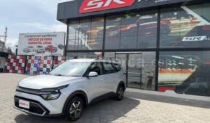 foto de Autos marca Kia seminuevo modelo Carens Lx7 año 2023 en Ambato