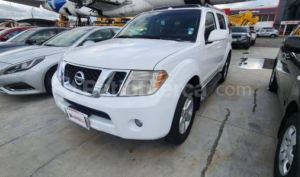foto de Autos marca Nissan seminuevo modelo Pathfinder año 2008
